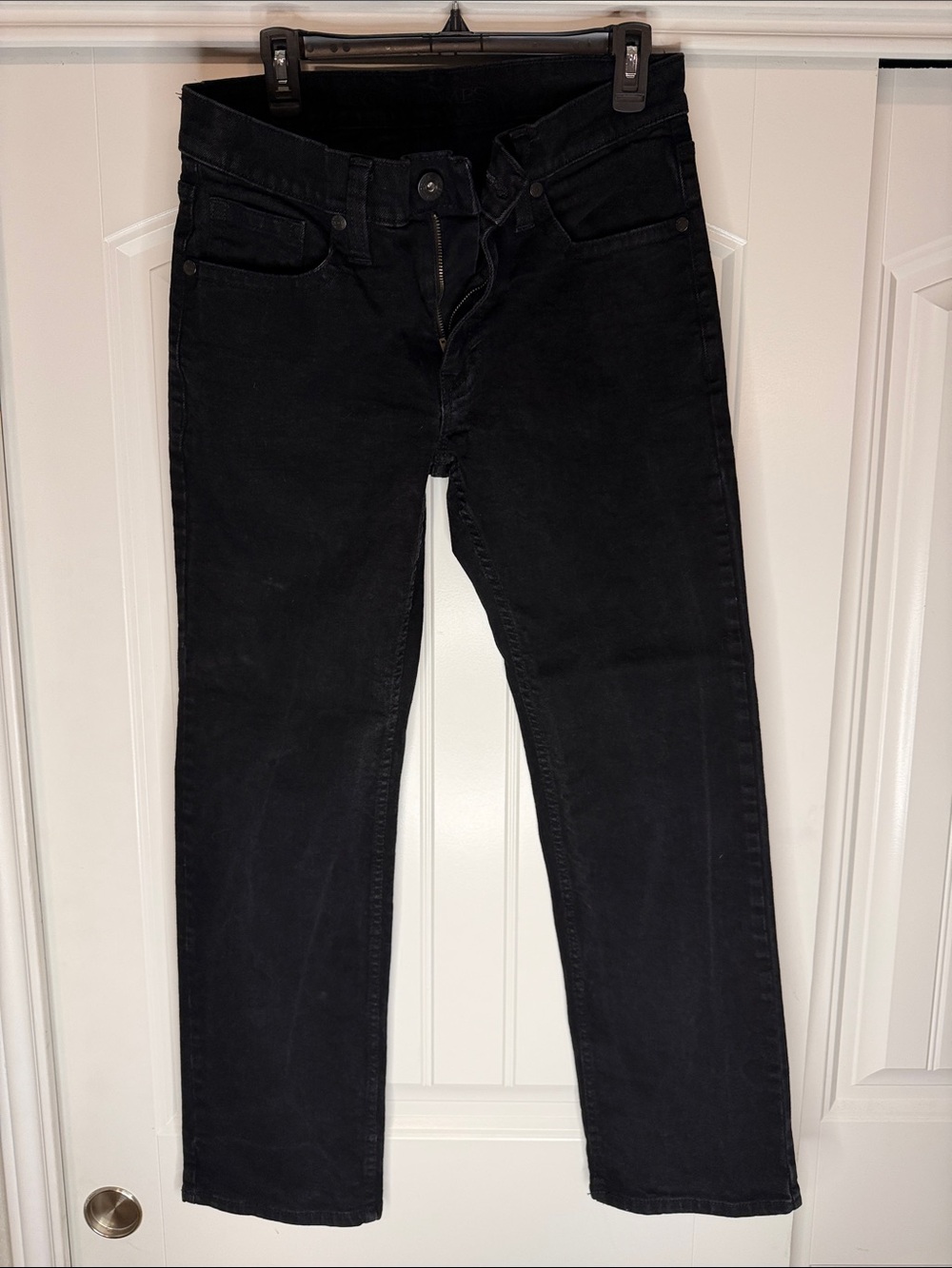 Slim Straight Men’s Jeans - Black
